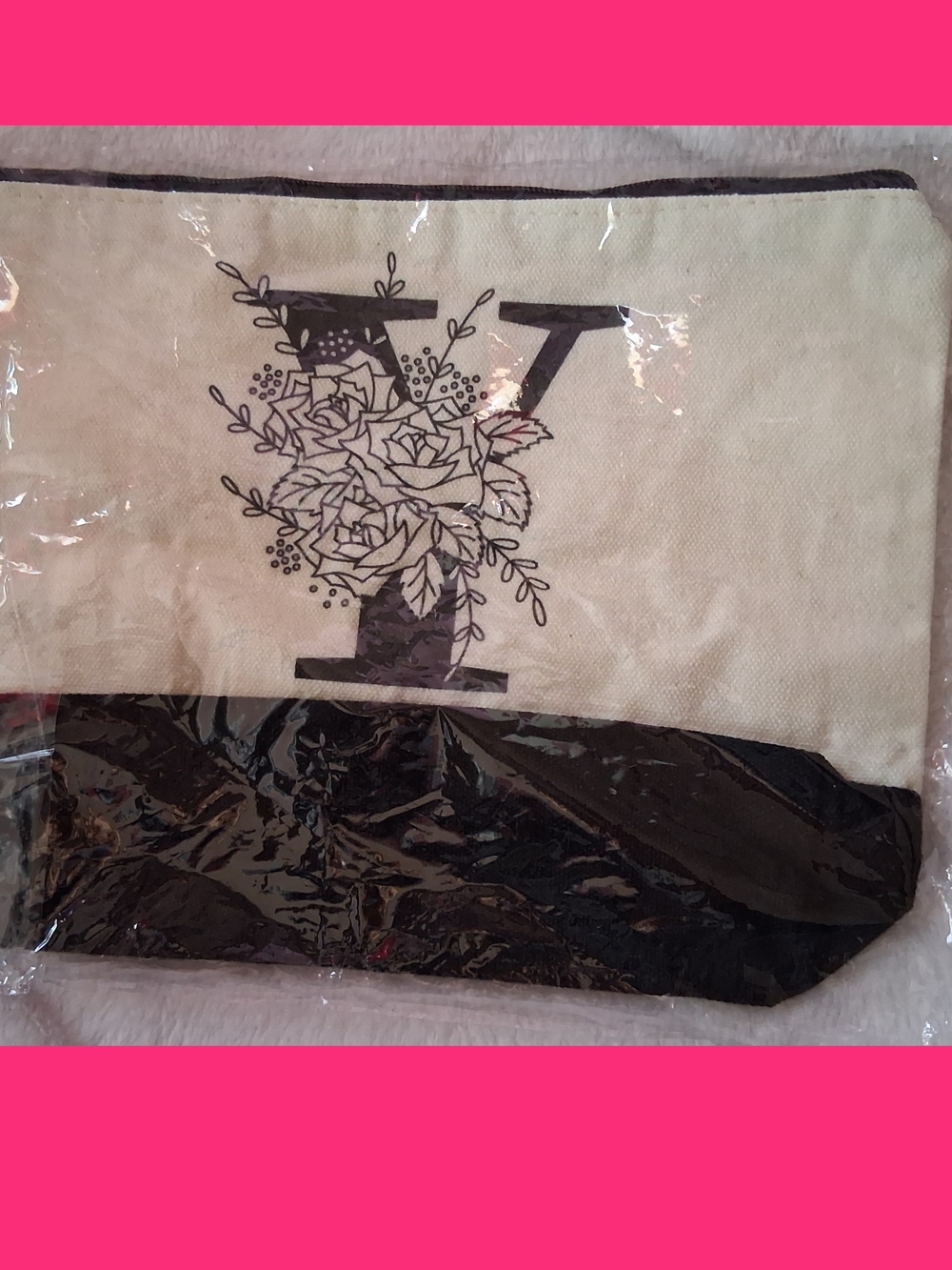 🌺4/$10-Floral Monogram Canvas Pouch - Letter Y in Black & Cream